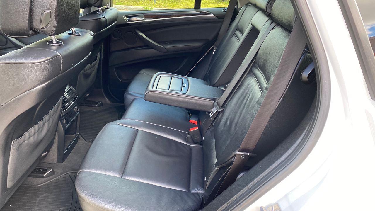 АВТОМОБИЛЬ ПРОДАН 12 СЕНТЯБРЯ 2020!  BMW X5, 2012, 7 мест, Панорама — ДИЗЕЛЬ (макс. комплектация) Машина 100% инспектирована, обслужена, заменены масло, фильтра, тормоза! full