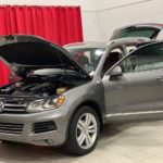 АВТОМОБИЛЬ ПРОДАН 18 ЯНВАРЯ 2021!  Volkswagen Touareg TDI, 2013 год — ДИЗЕЛЬ!!! Новый Тип Мотора, который начал производится с 2013 года и 8 ступенчатая Коробка Автомат!!! Супер Комплектация — самая дорогая в Канаде EXECLINE! full