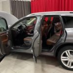 АВТОМОБИЛЬ ПРОДАН 18 ЯНВАРЯ 2021!  Volkswagen Touareg TDI, 2013 год — ДИЗЕЛЬ!!! Новый Тип Мотора, который начал производится с 2013 года и 8 ступенчатая Коробка Автомат!!! Супер Комплектация — самая дорогая в Канаде EXECLINE! full