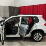 Продан 10 Января 2022! Sold January 10, 2022!   VW TIGUAN 2.0 турбо, 2012 год! Автомат AISIN 6 скоростей! Полный привод! Комплектация Highline!!! Заводская краска! Чистый Карфакс Без ДТП!!! full