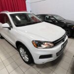 VW TOUAREG 2013  TDI Highline – 3.0 DIESEL! LOW MILEAGE! Clean CARFAX – 1 Owner! No accidents! full
