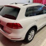 VW TOUAREG 2013  TDI Highline – 3.0 DIESEL! LOW MILEAGE! Clean CARFAX – 1 Owner! No accidents! full