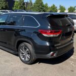 SOLD SOLD SOLD!!!!! VENDU VENDU VENDU!!! TOYOTA HIGHLANDER 3,5 HYBRID – 2019 XLE, 8 passengers seats! AWD! Clean CARFAX – 1 Owner! No accidents! full