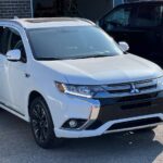 MITSUBISHI OUTLANDER PHEV TOURING – 2018! 2.0 PLUG-IN HYBRID! AWD! Clean CARFAX – 1 Owner! No accidents! full